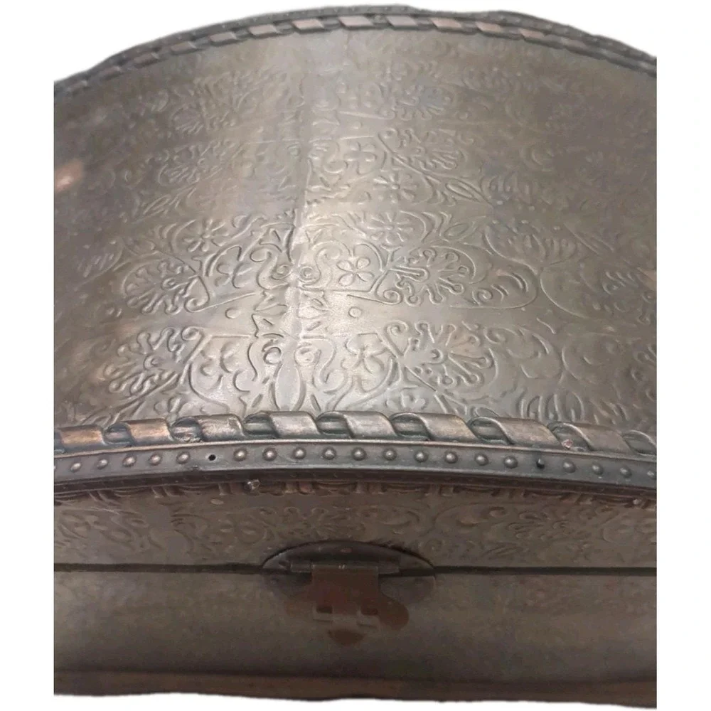 Vintage Brown Cooper‎ Or BrassCovered Layered Chest With Some Scuffs Unbranded